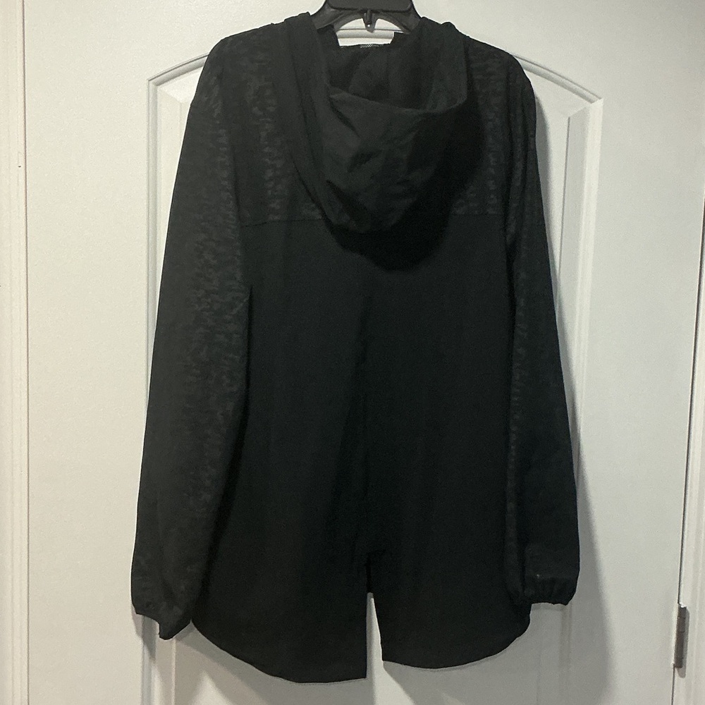 Under Armour Black Patterned Jacket - image 5